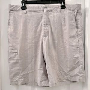 Greg Norman For Tasso Elba Men's Shorts Gray Cargo Golf Size 36